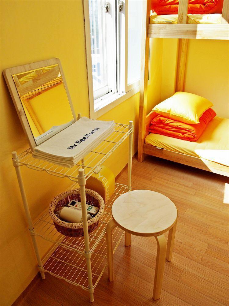 710 Guesthouse Yellow ปูซาน ภายนอก รูปภาพ